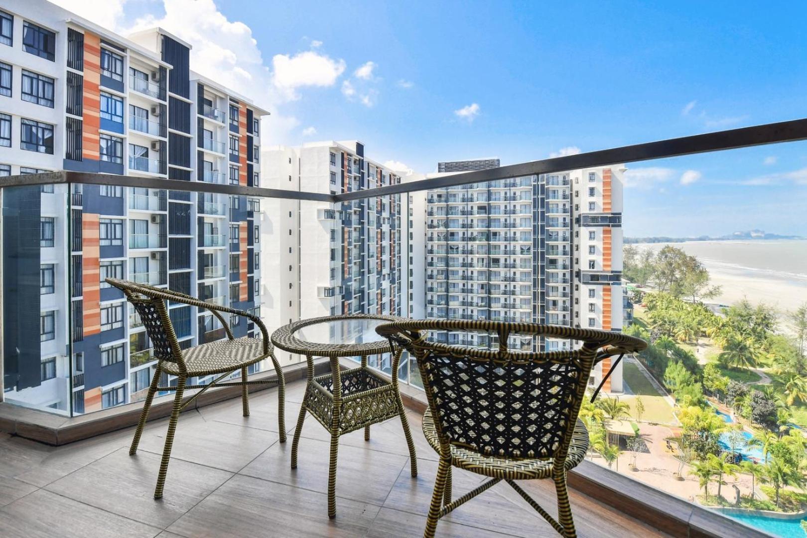Apartment Timurbay Seafront By Thm Kuantan